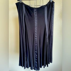 Black Kenneth Cole skirt